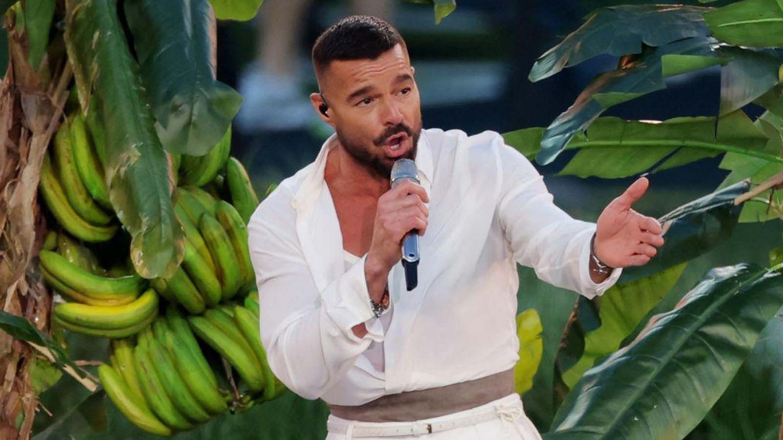 Lucas Oil Live Hosts Ricky Martin as WinStar Pays 15% Back